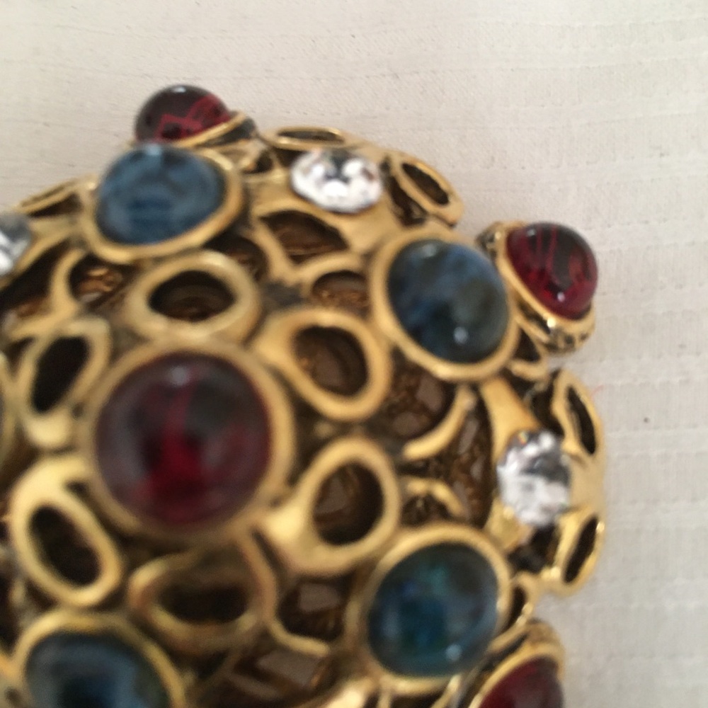 Pin